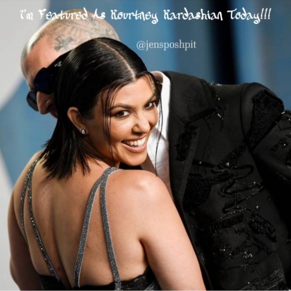 11/26 💋 I'm Featured Today as KOURTNEY!! - Picture 1 of 8